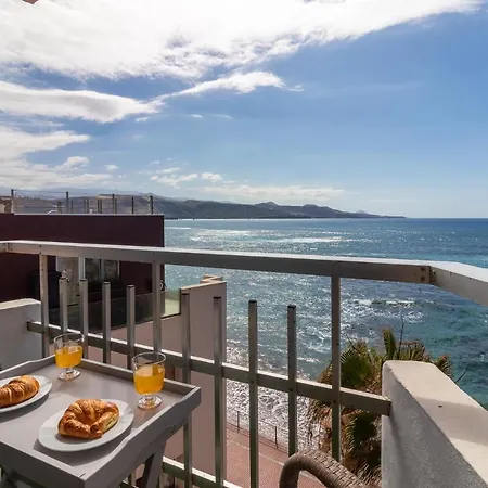 Over The Sea Lisos Lägenhet *